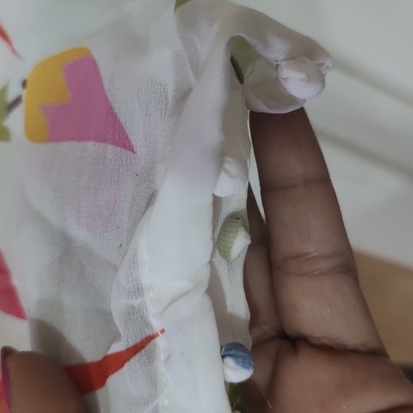 Pretty floral gown - Picture 5 of 6